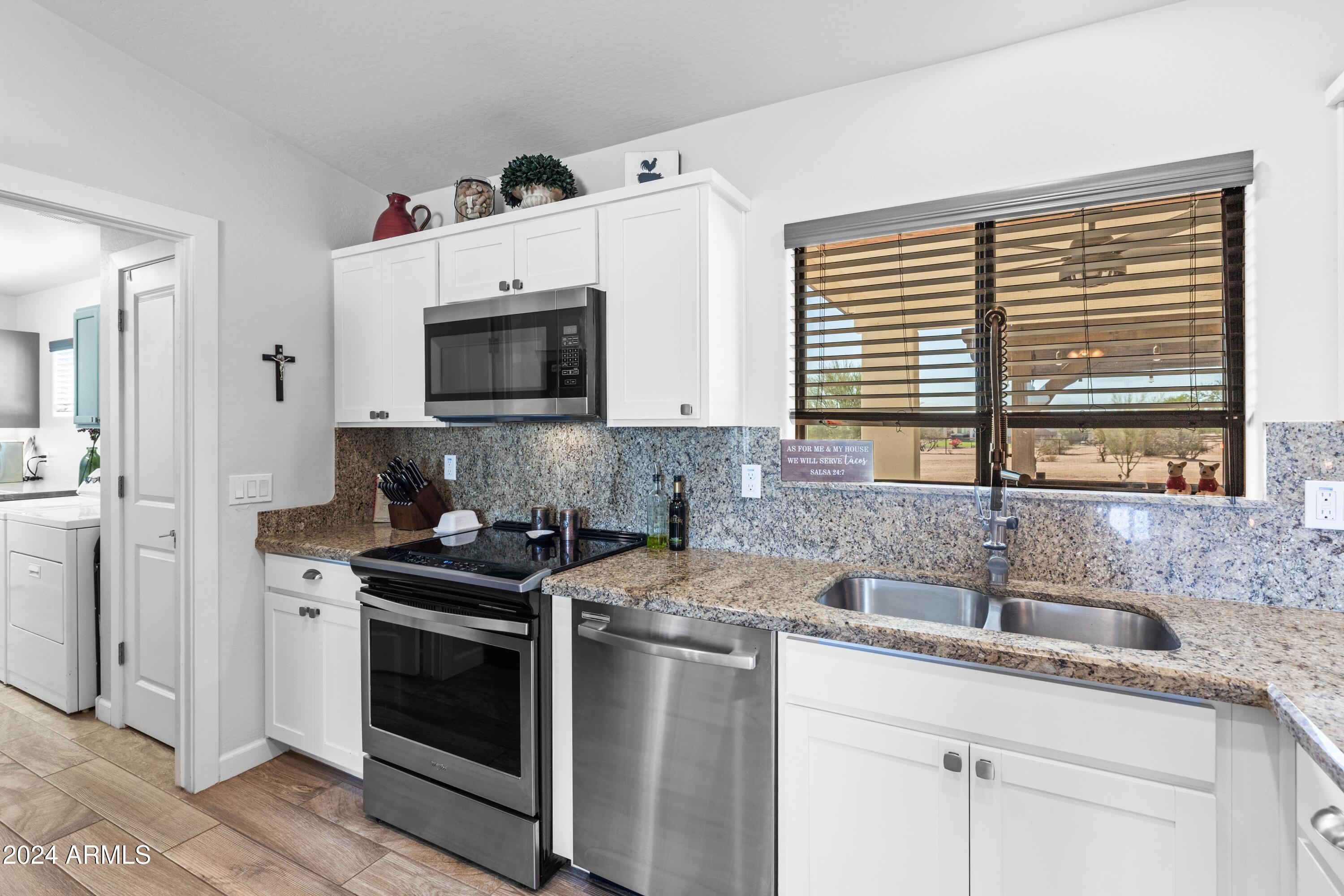 16733 E Duane Lane