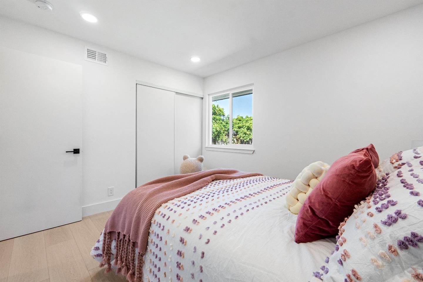 263 Cresta Vista WAY