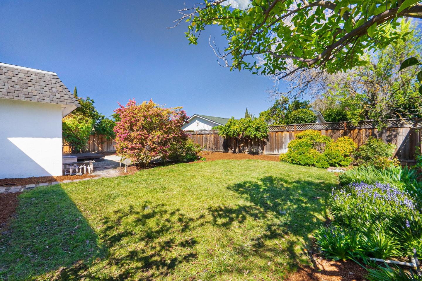 263 Cresta Vista WAY