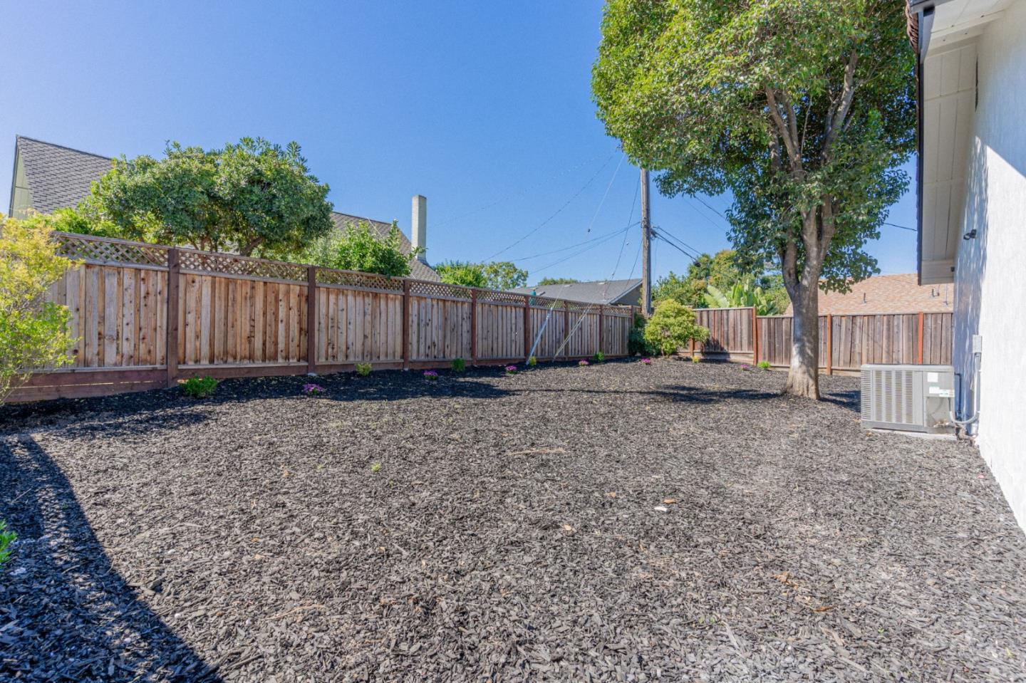 1248 Hillsdale AVE