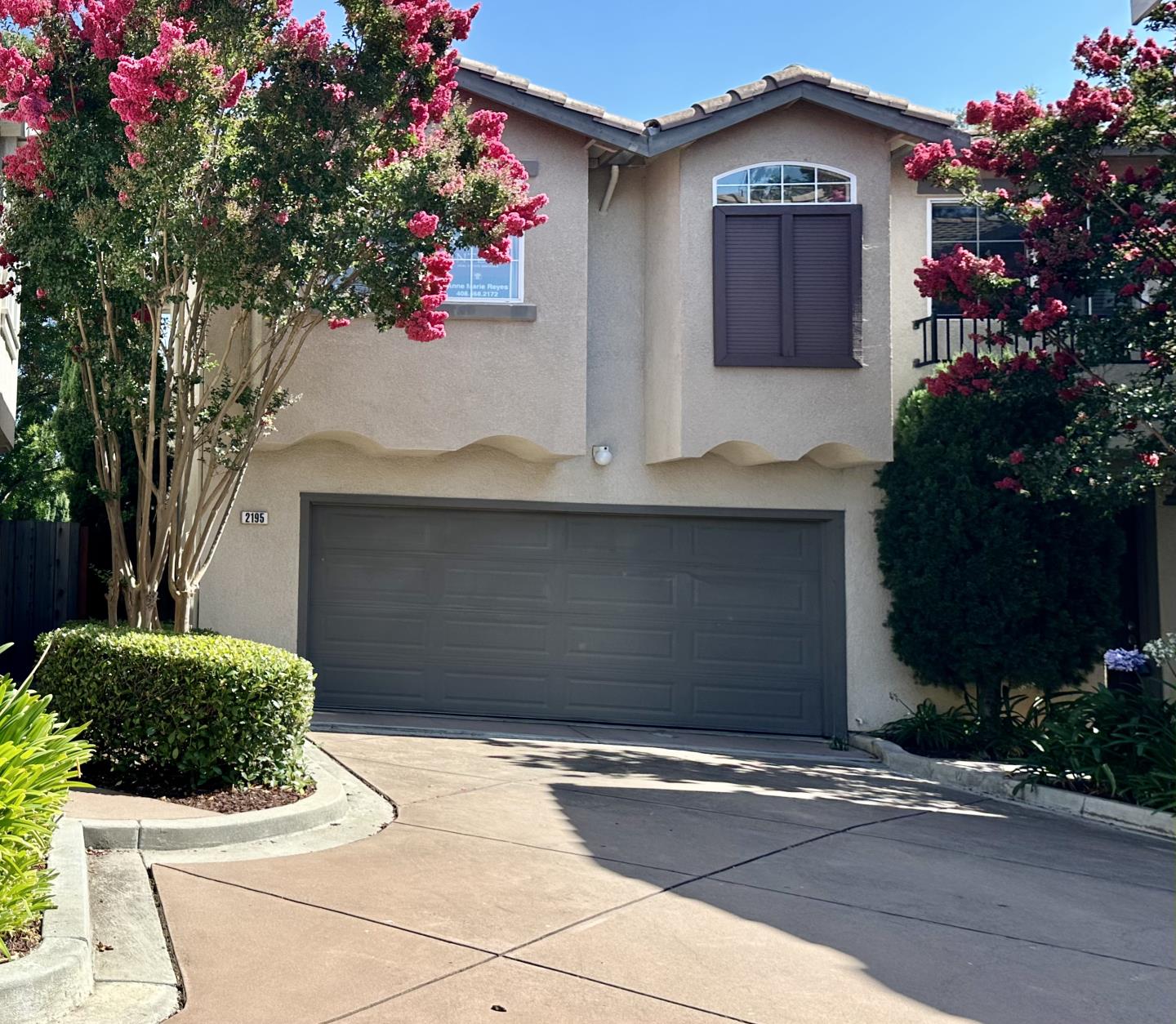 2195 Kingsbury CIR