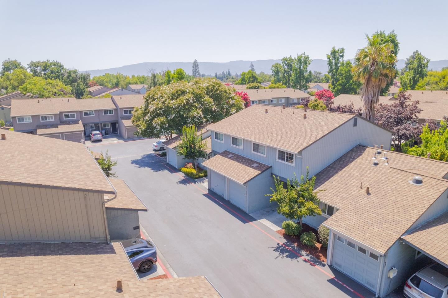 493 Daisydell CT