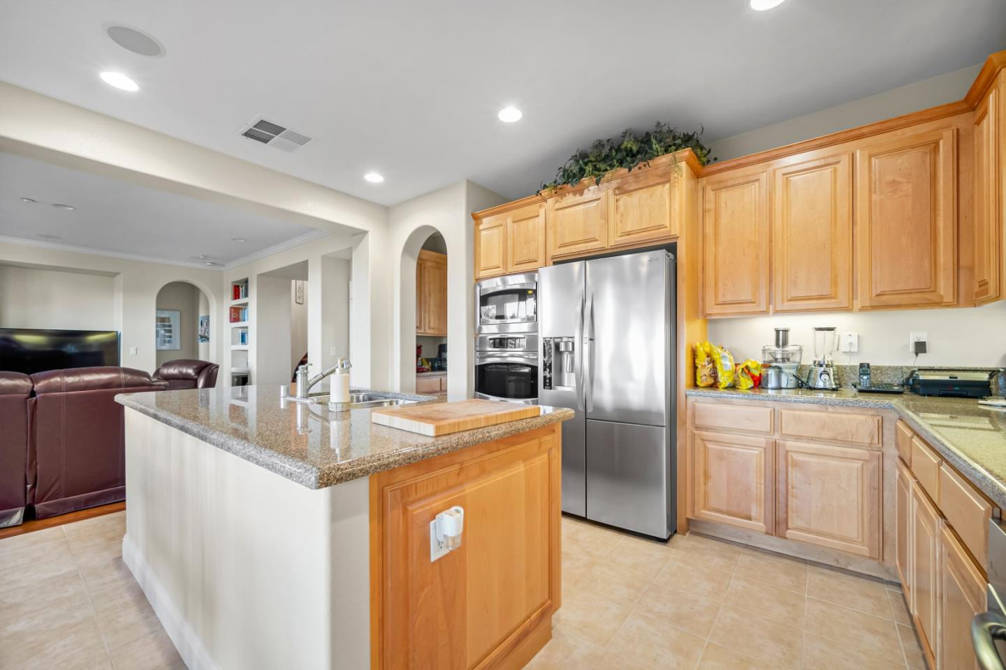 272 Drummond DR