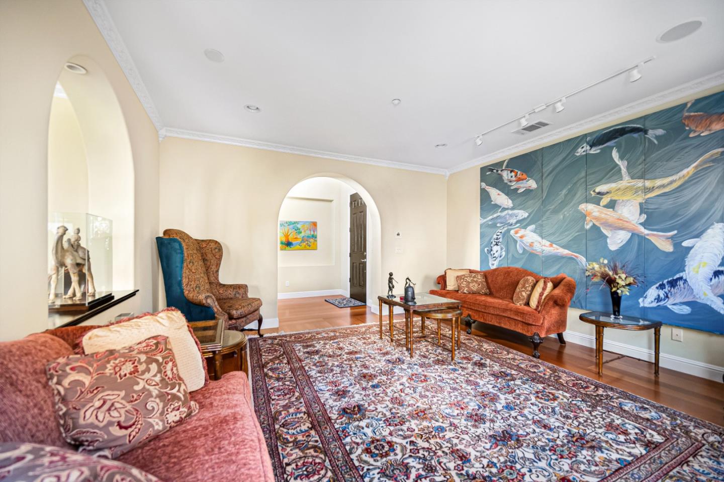 272 Drummond DR