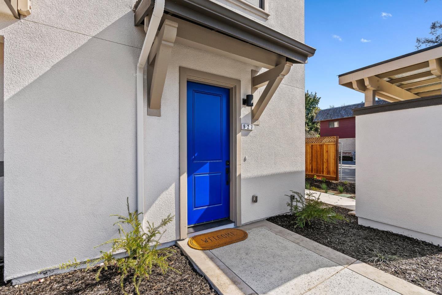 927 Woodside Road