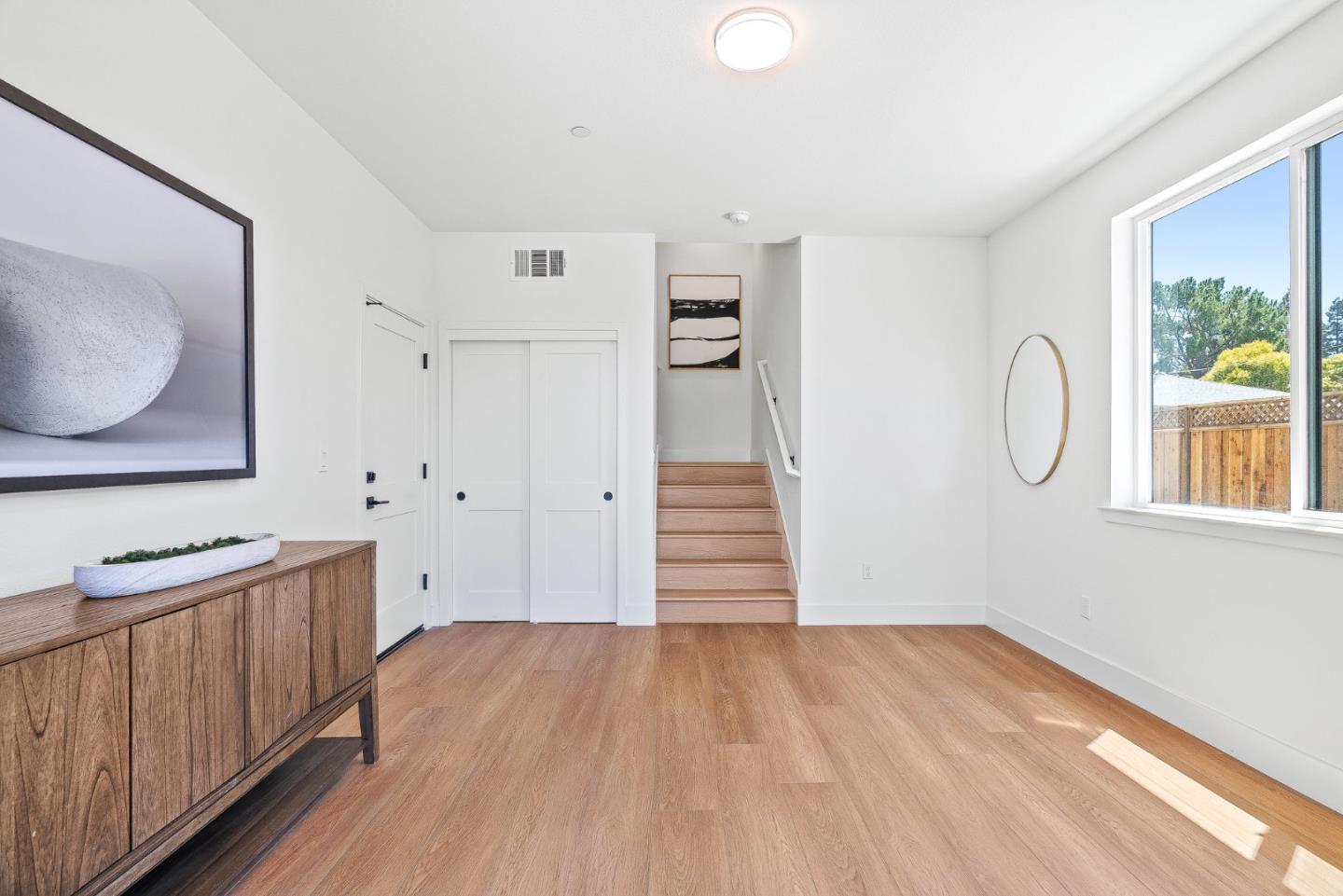 927 Woodside Road
