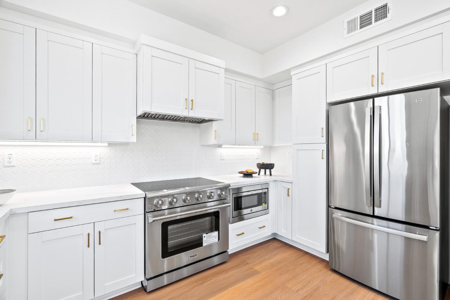 927 Woodside Road