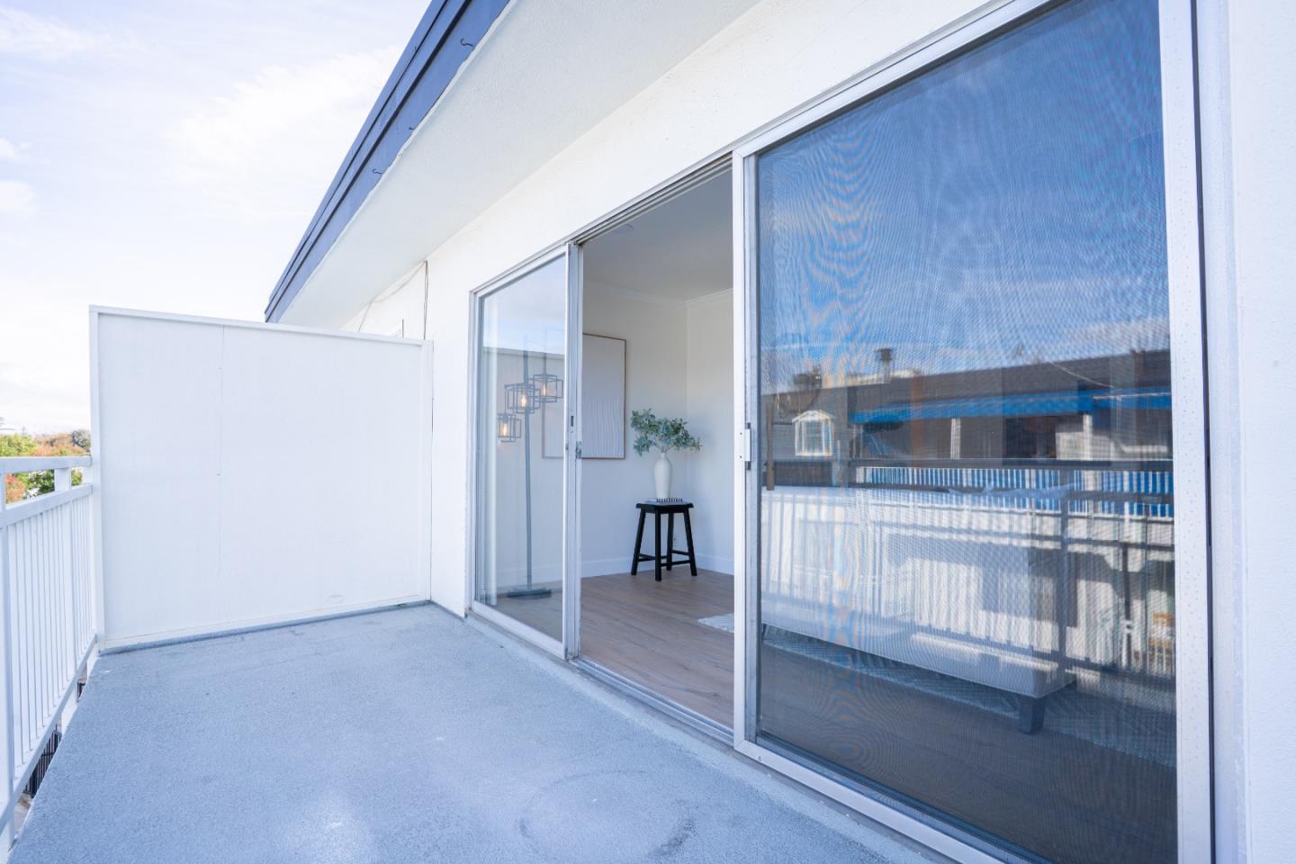 1945 Mount Vernon Court 14