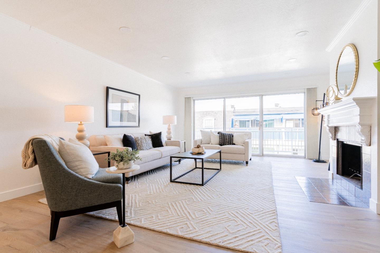 1945 Mount Vernon Court 14