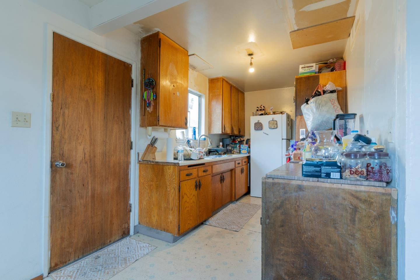 2697 Cabrillo Avenue