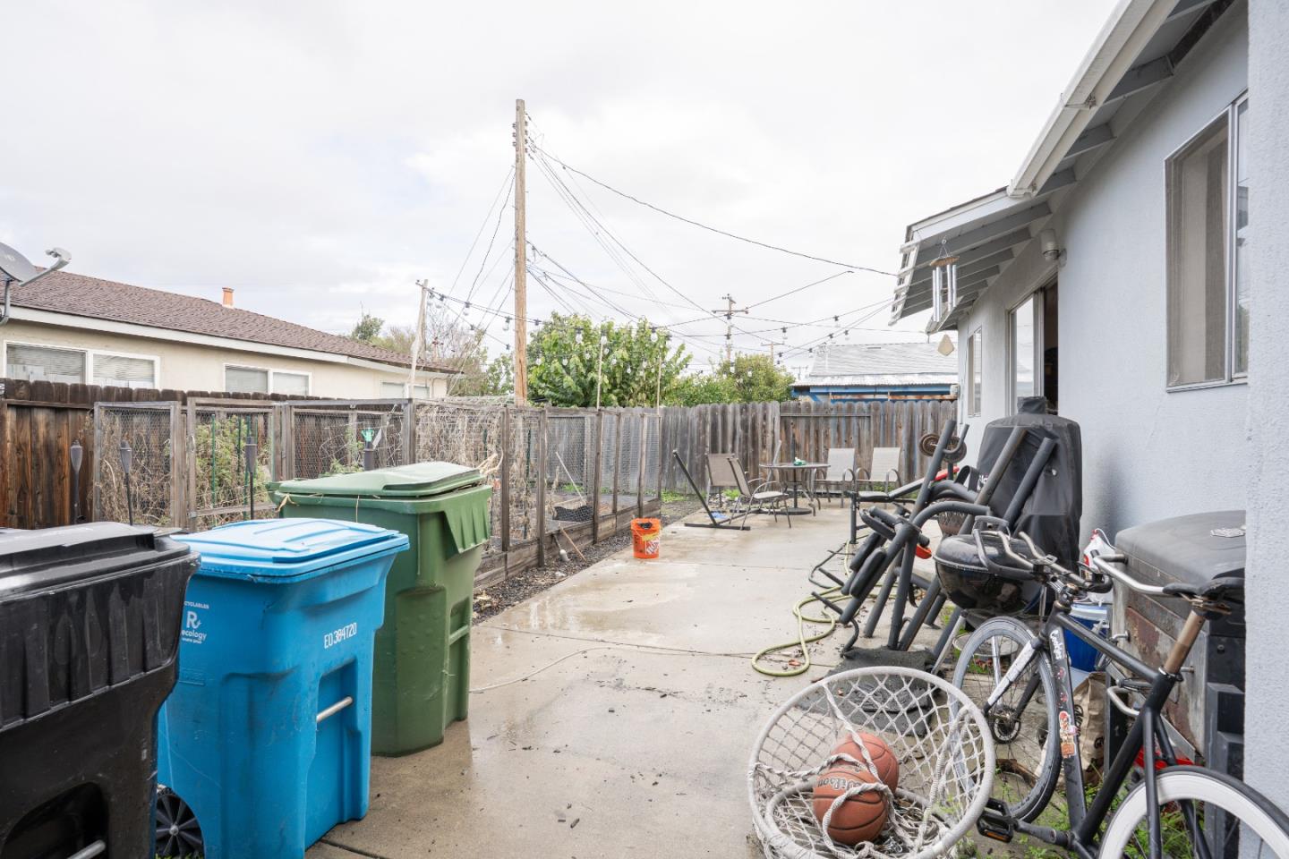 2697 Cabrillo Avenue