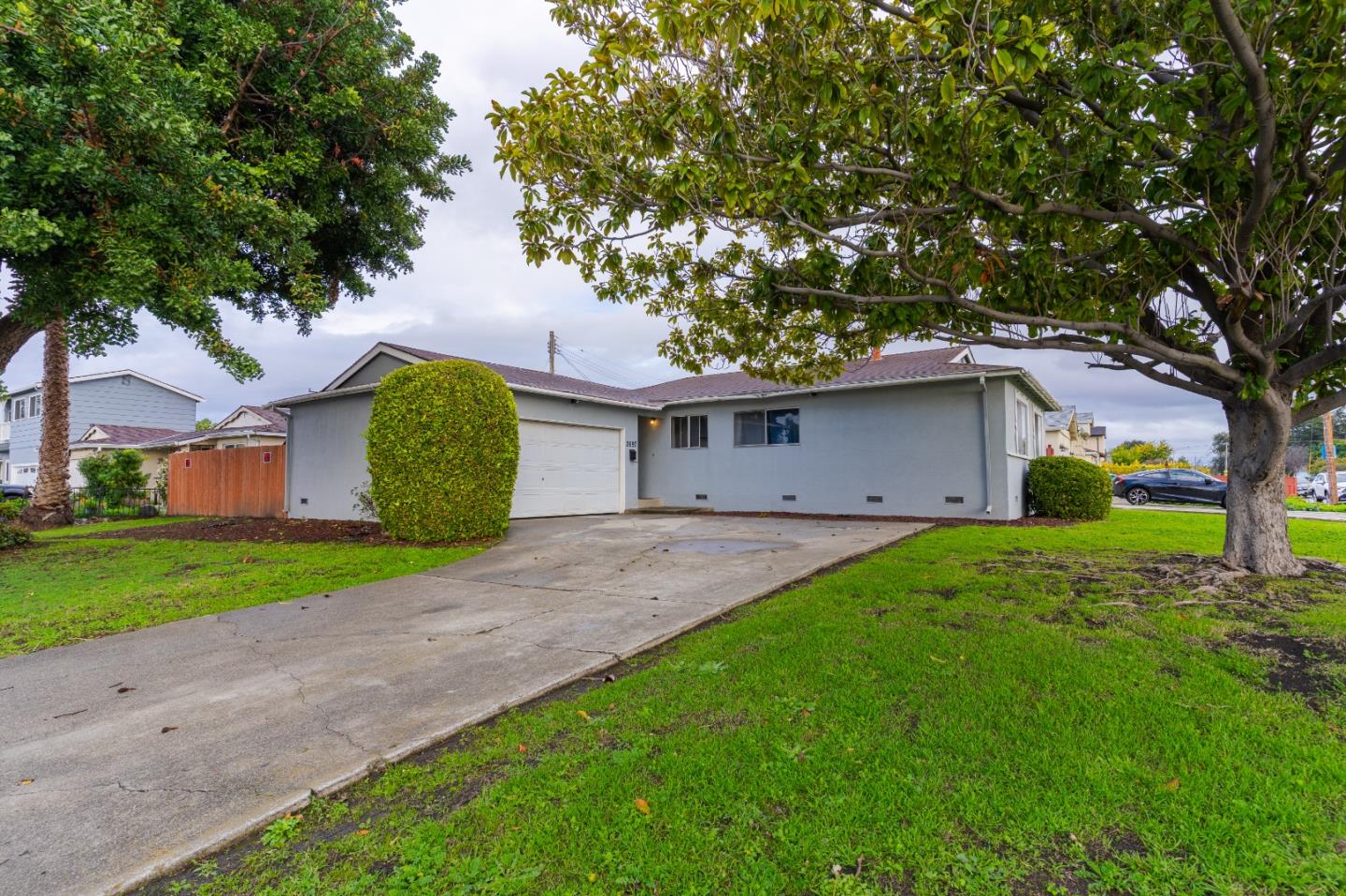 2697 Cabrillo Avenue