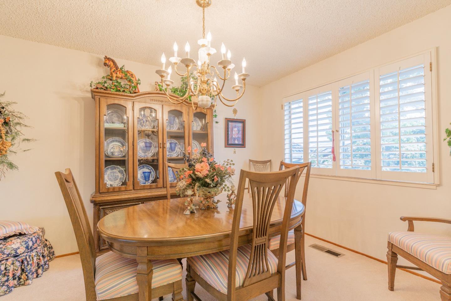 5016 Las Cruces Court