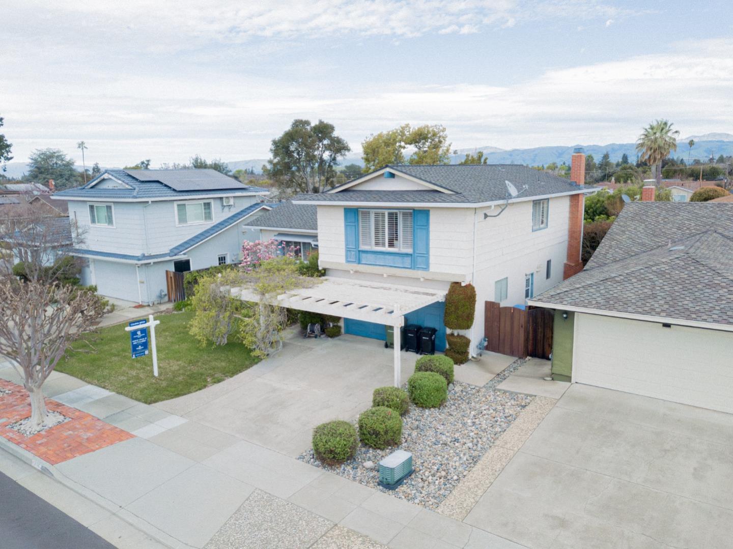 5016 Las Cruces Court