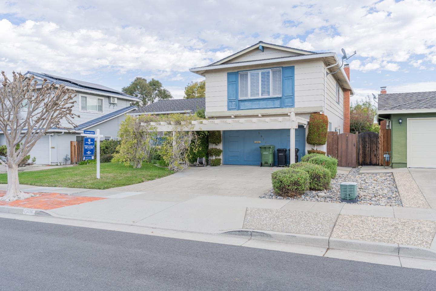 5016 Las Cruces Court