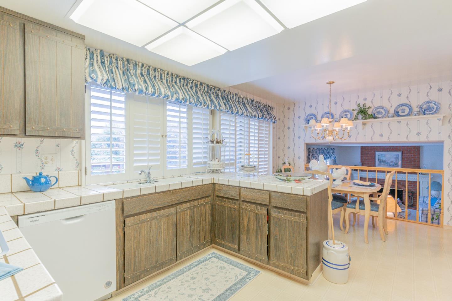 5016 Las Cruces Court