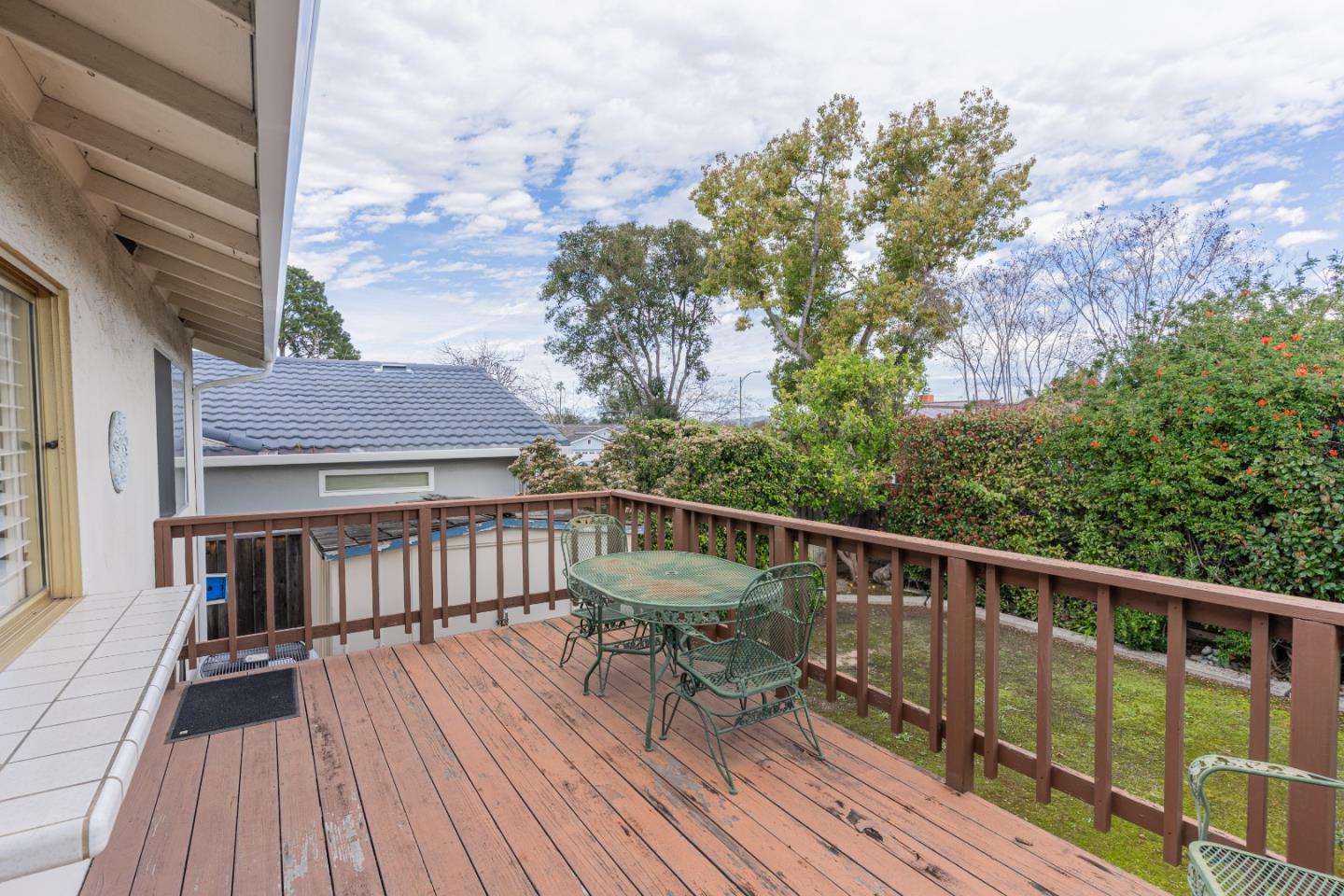 5016 Las Cruces Court