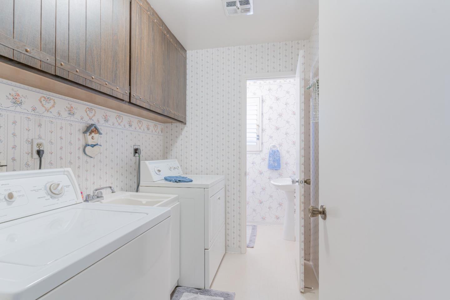 5016 Las Cruces Court