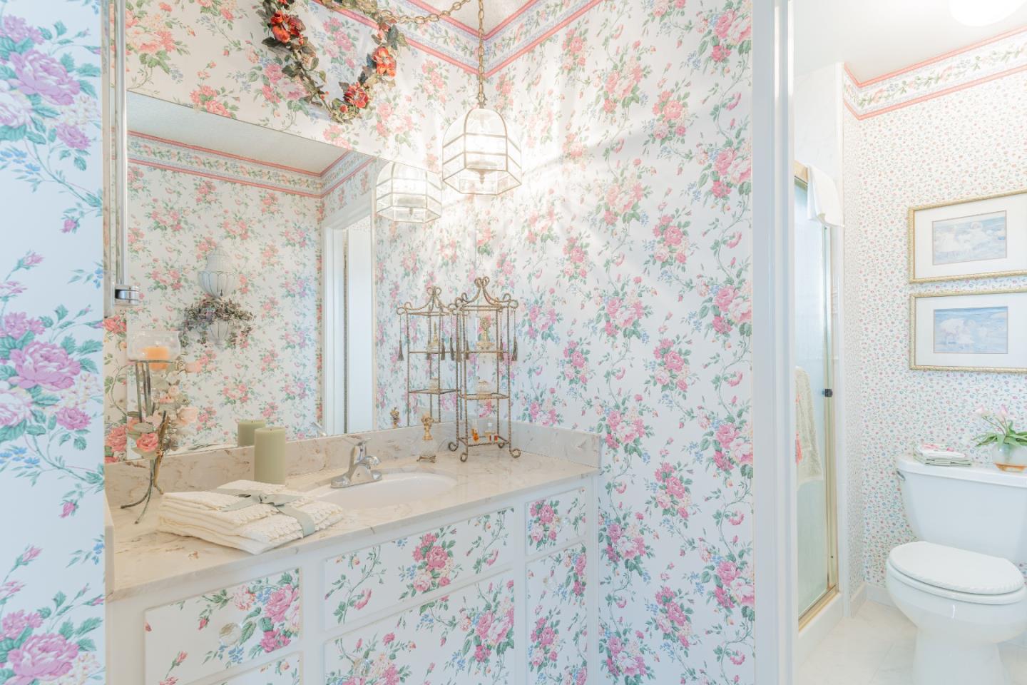 5016 Las Cruces Court