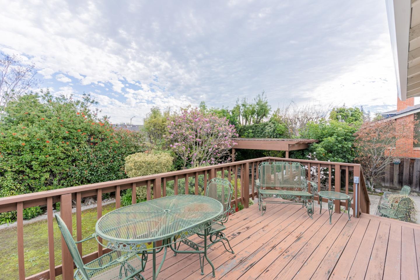 5016 Las Cruces Court