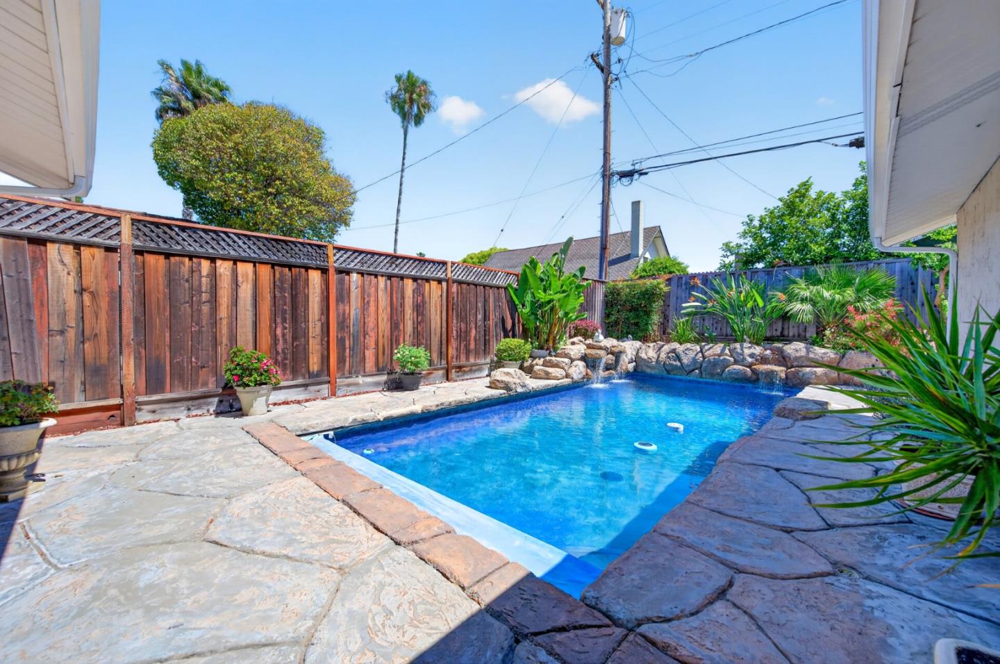 1252 Hillsdale Avenue