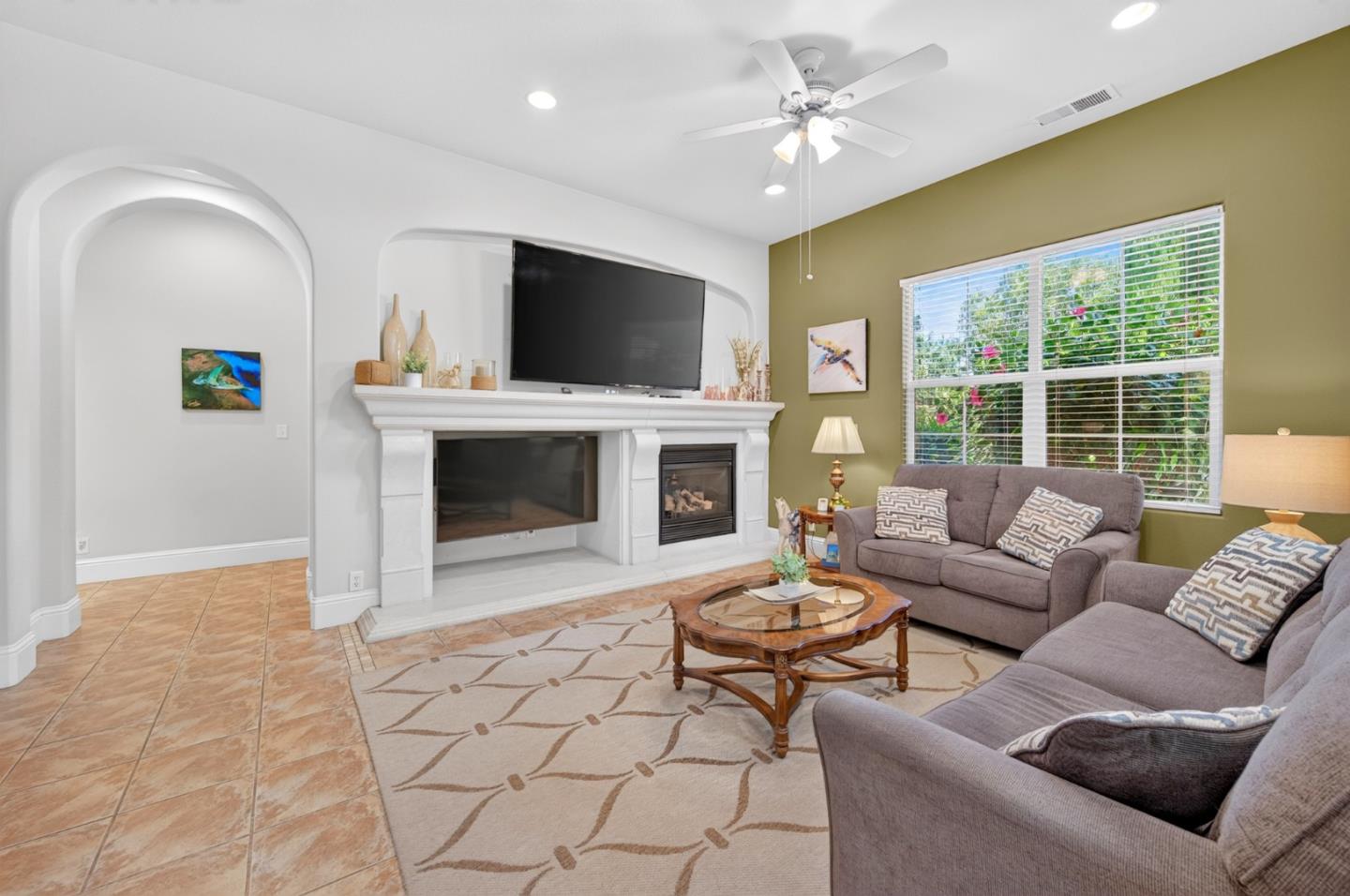 15090 Bellini WAY