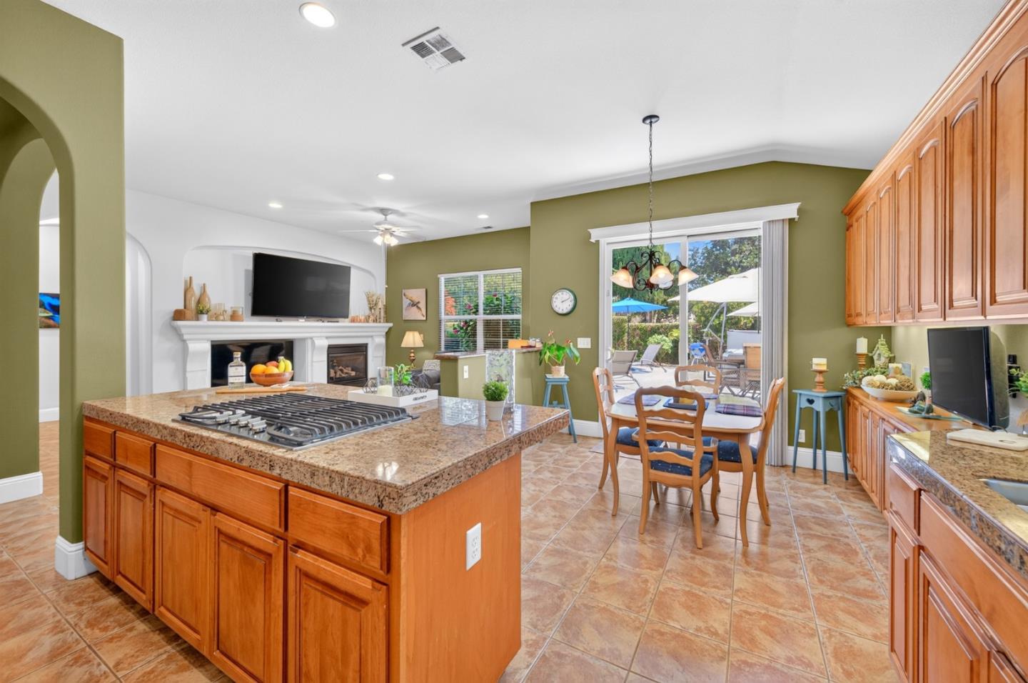 15090 Bellini WAY