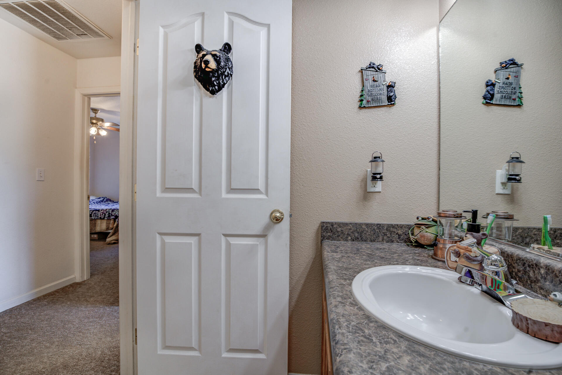 14833 Valley Vista Court