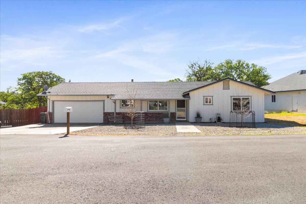 19736 Digger Creek Place