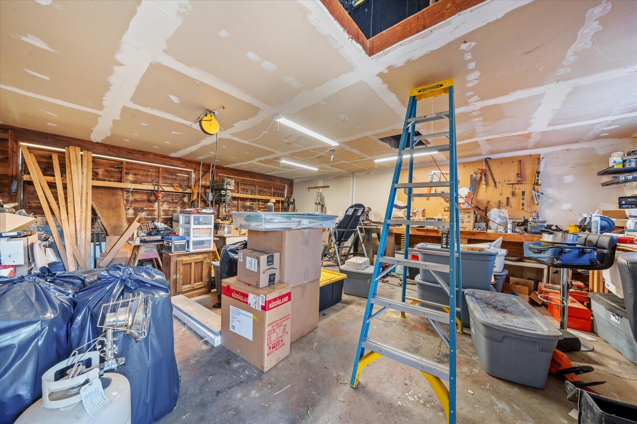 4627 Harrison Avenue