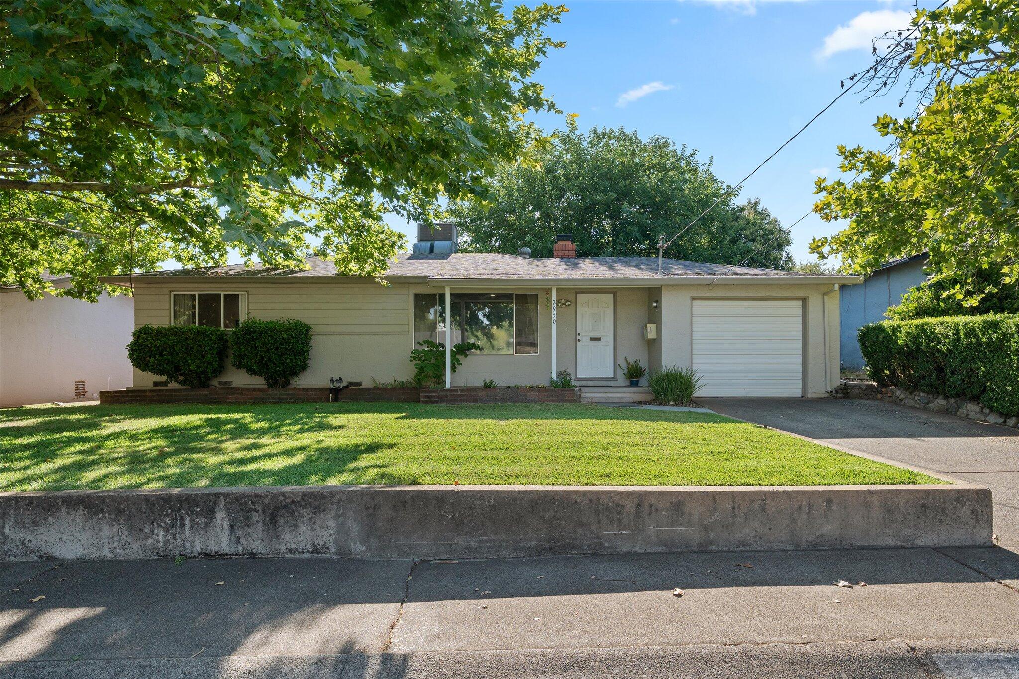 2950 Yana Avenue