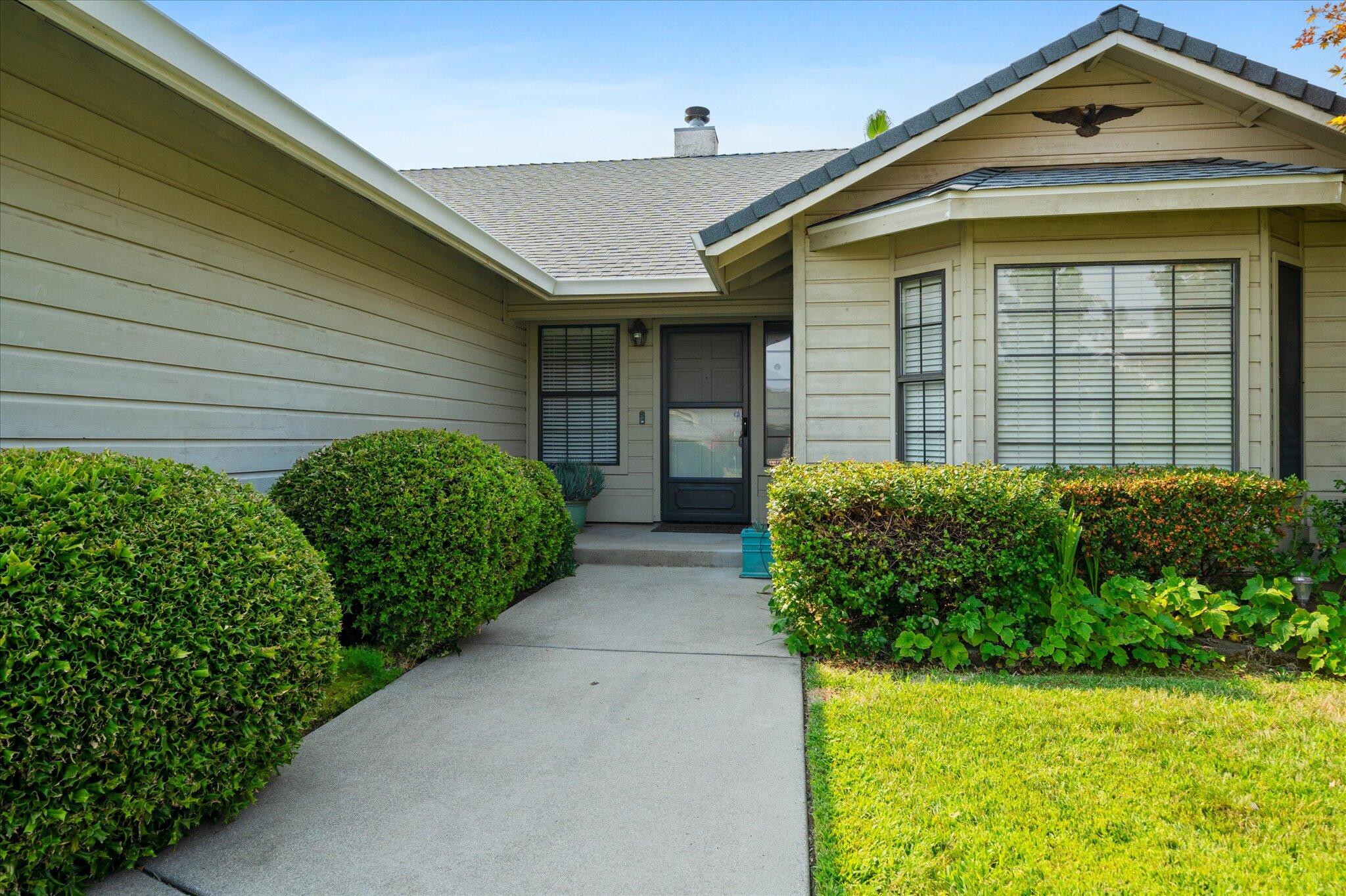 2733 Crystal Tree Drive