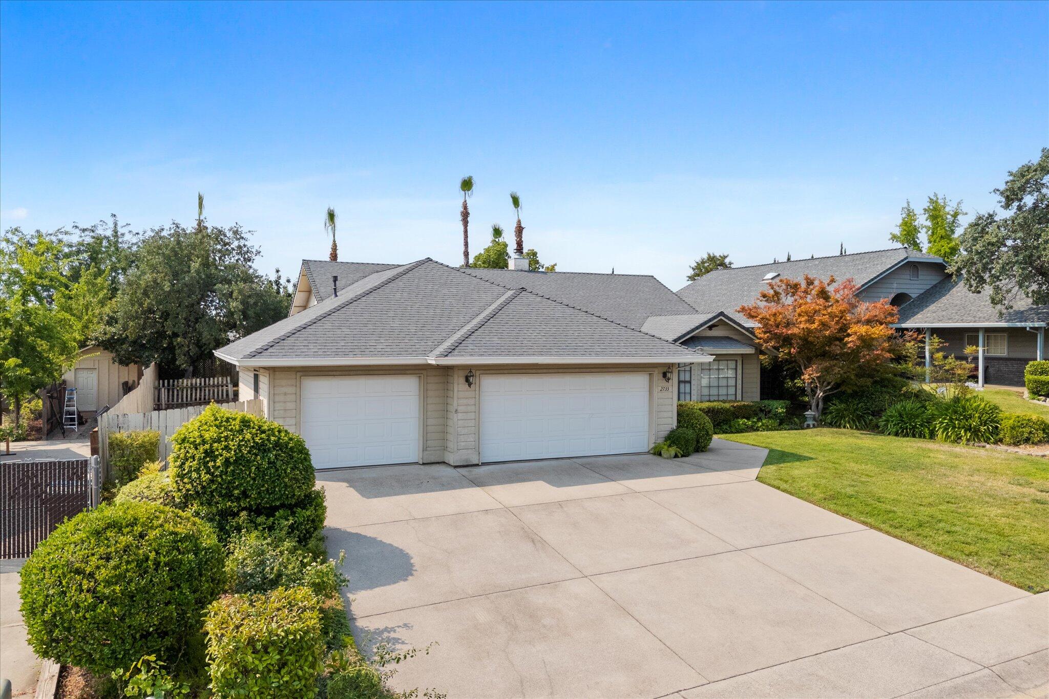 2733 Crystal Tree Drive