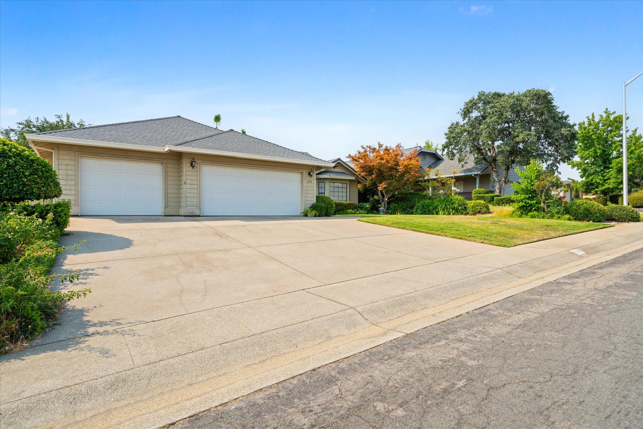 2733 Crystal Tree Drive