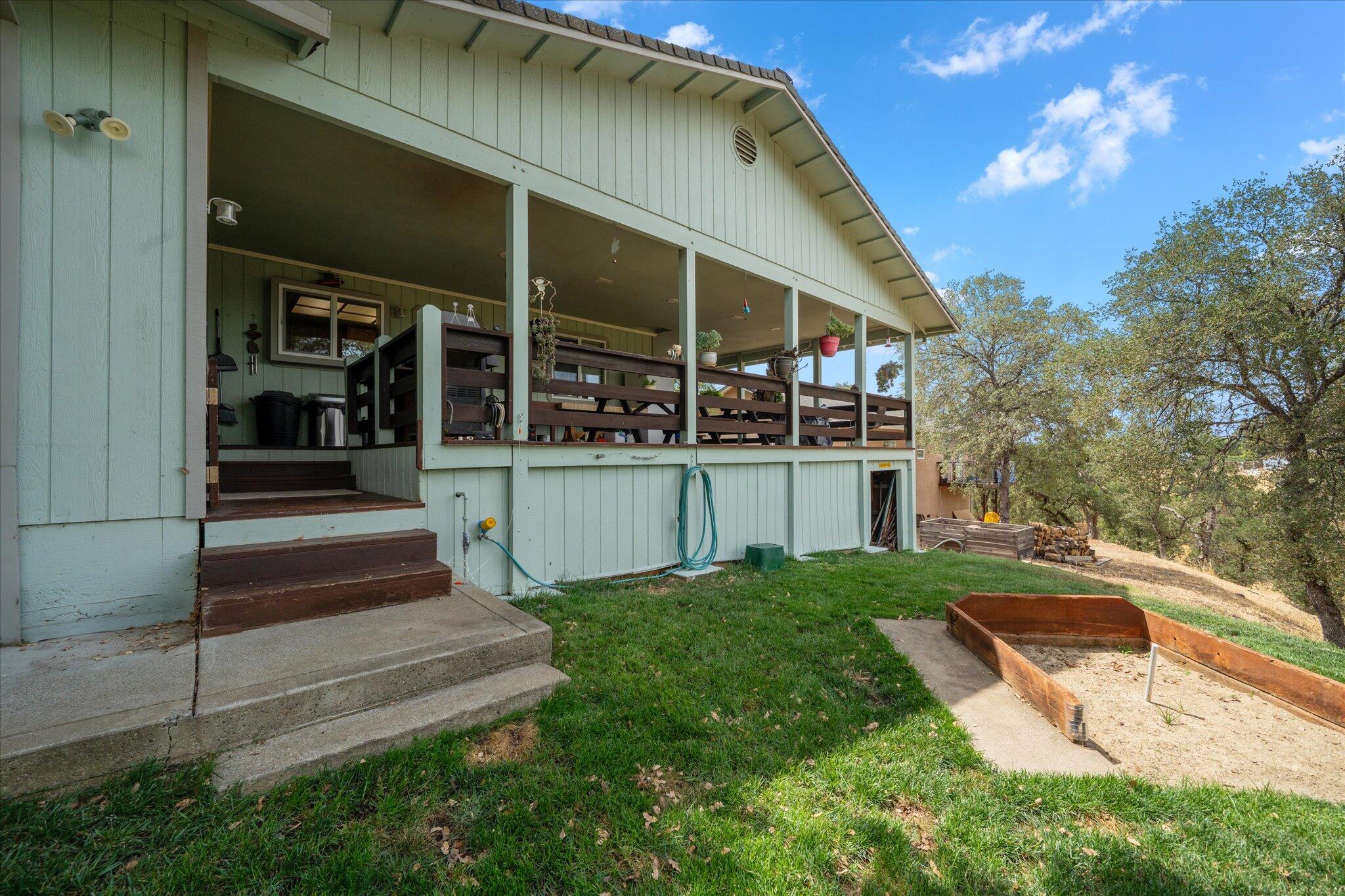 21838 Chimney Rock Drive