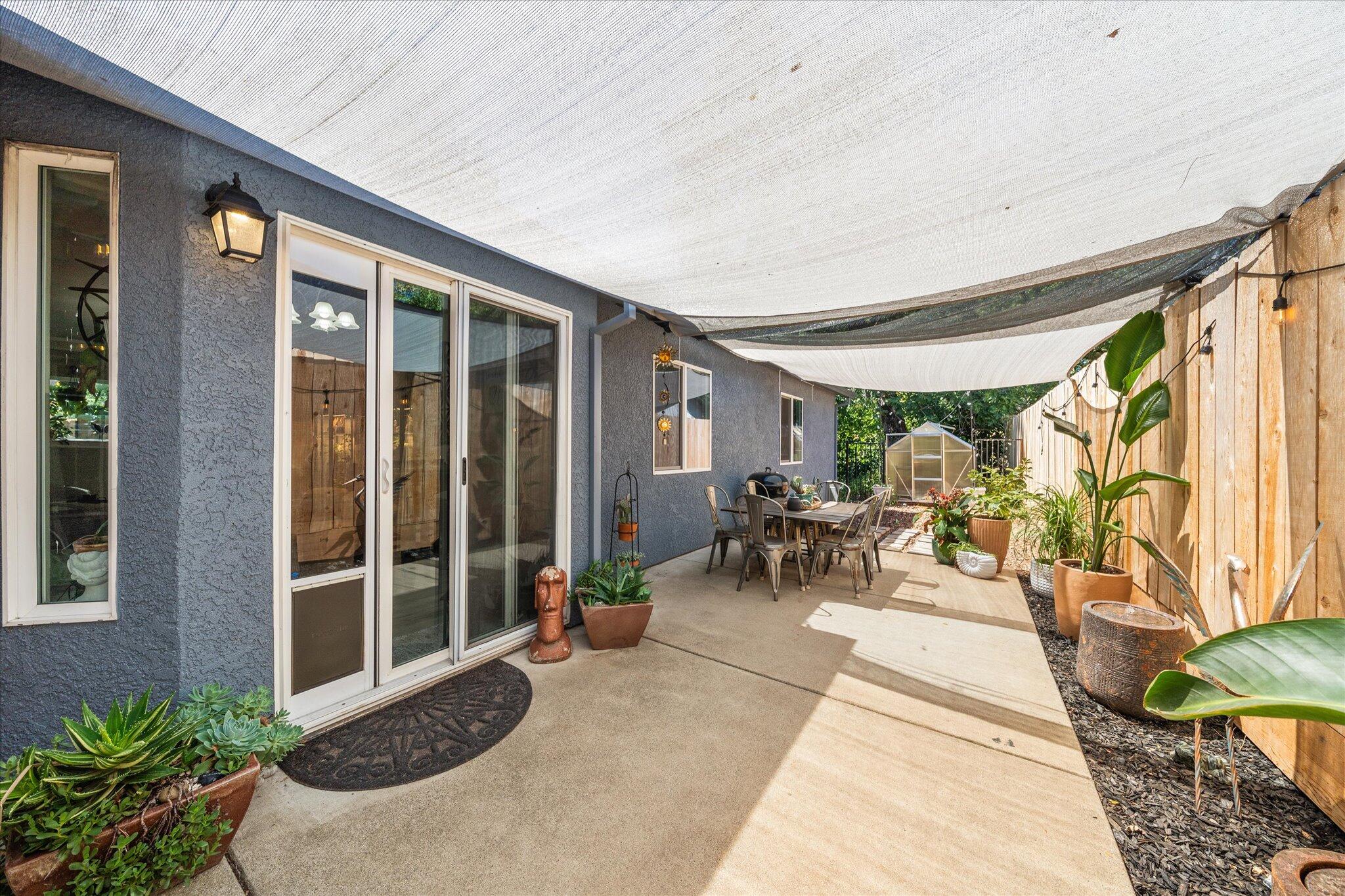 748 Miller Avenue