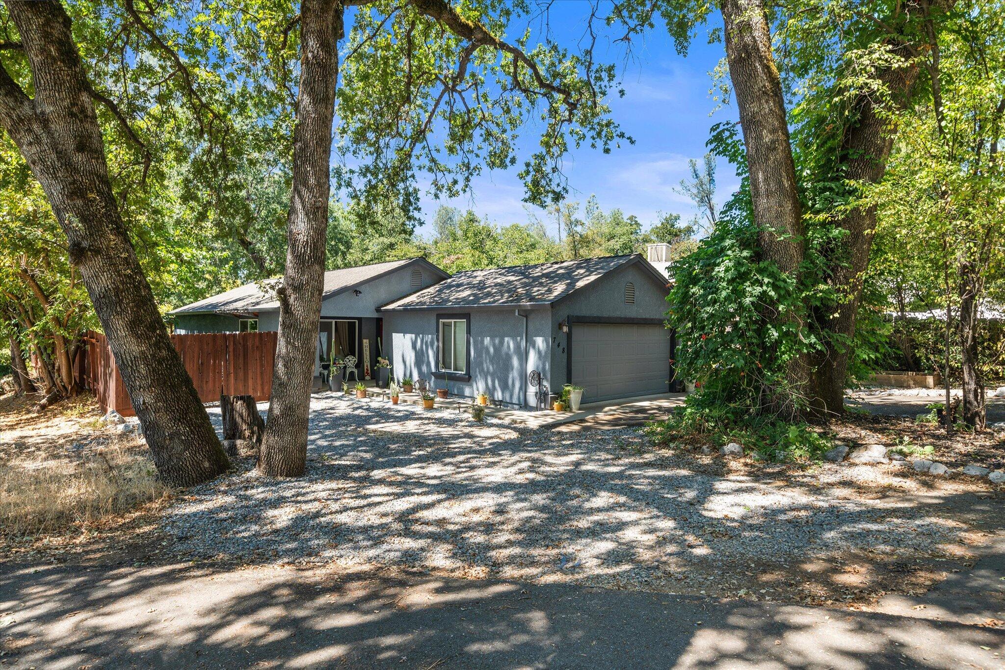 748 Miller Avenue