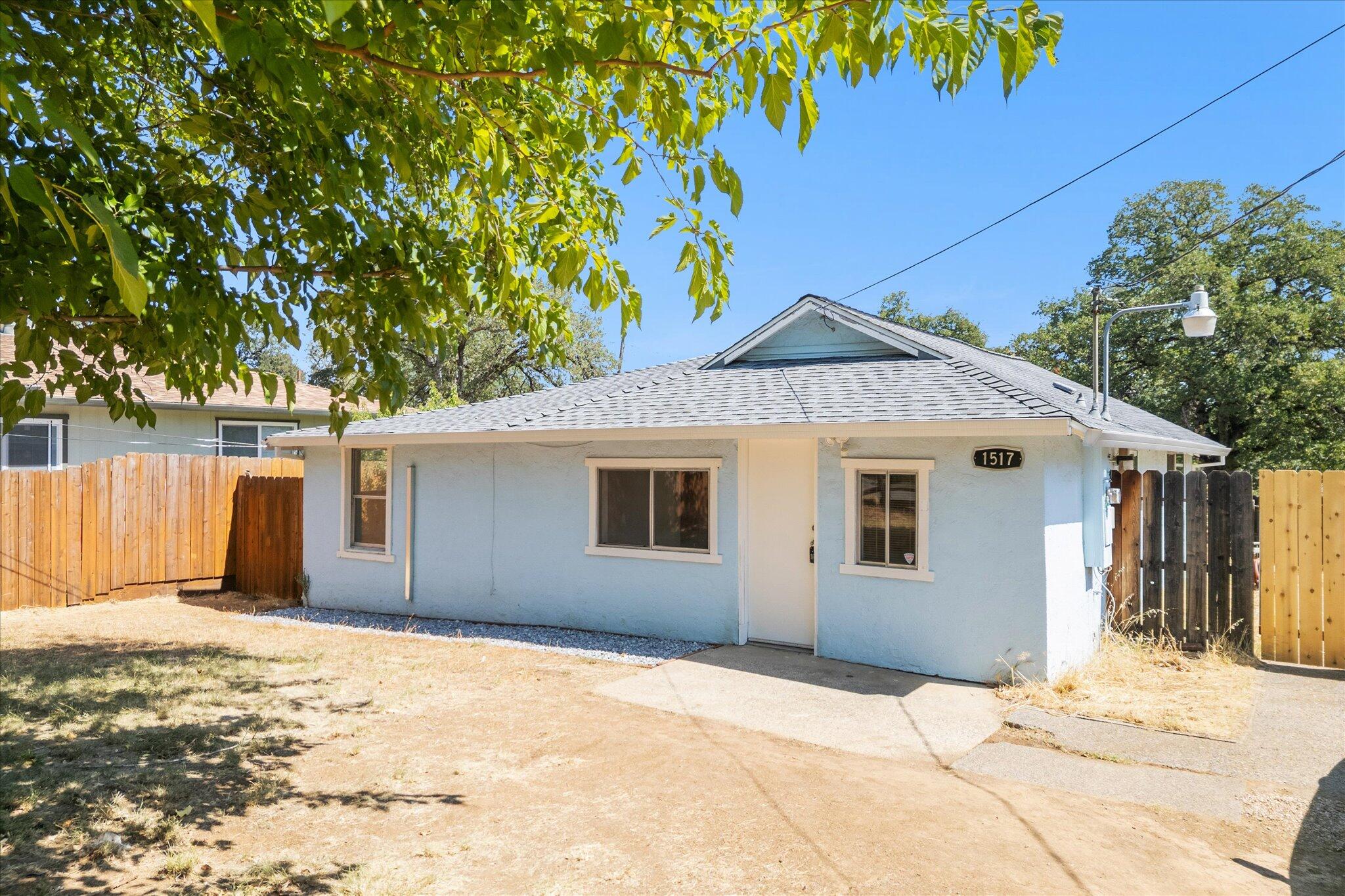 1517 Cottonwood Avenue
