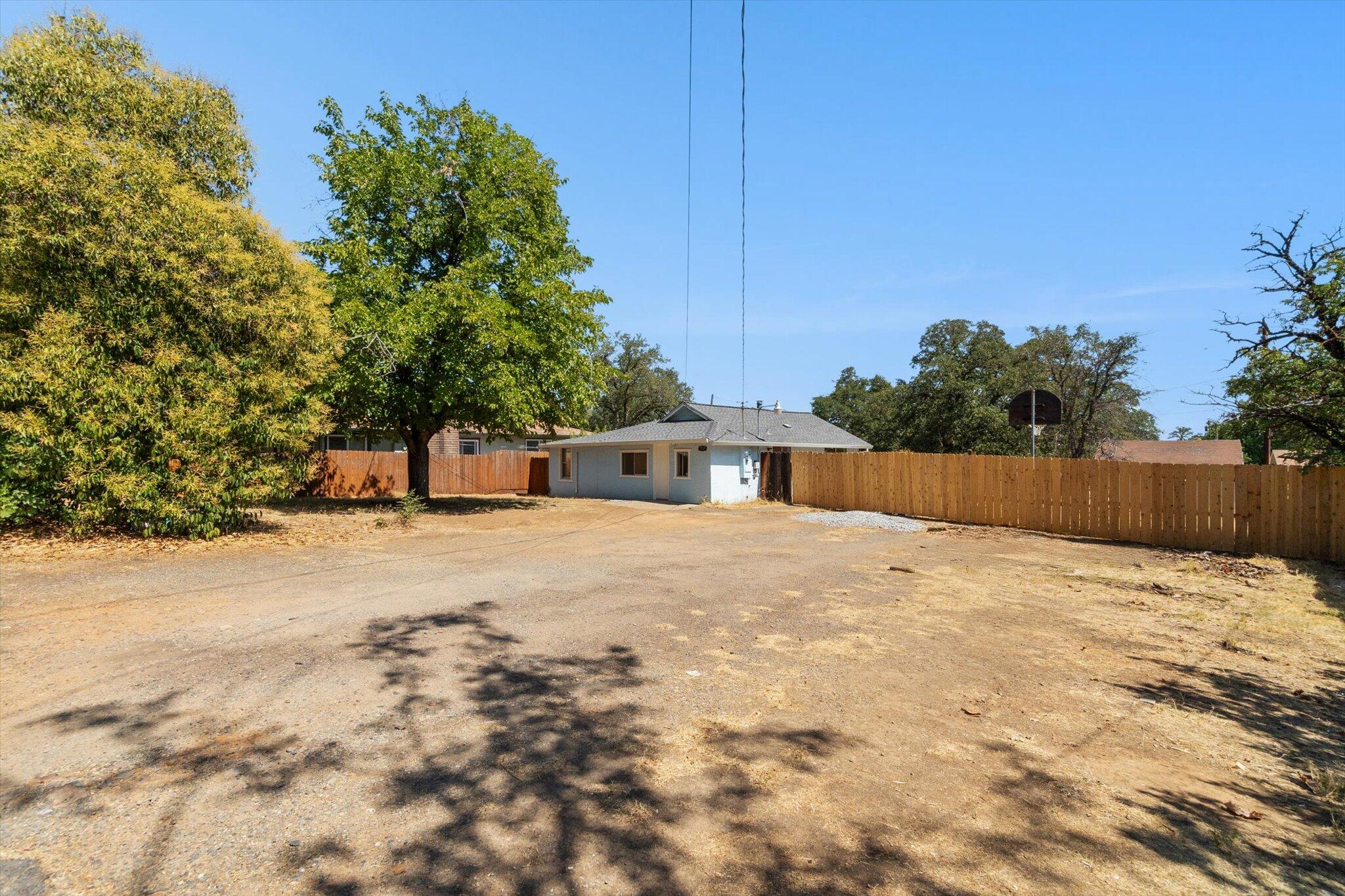 1517 Cottonwood Avenue