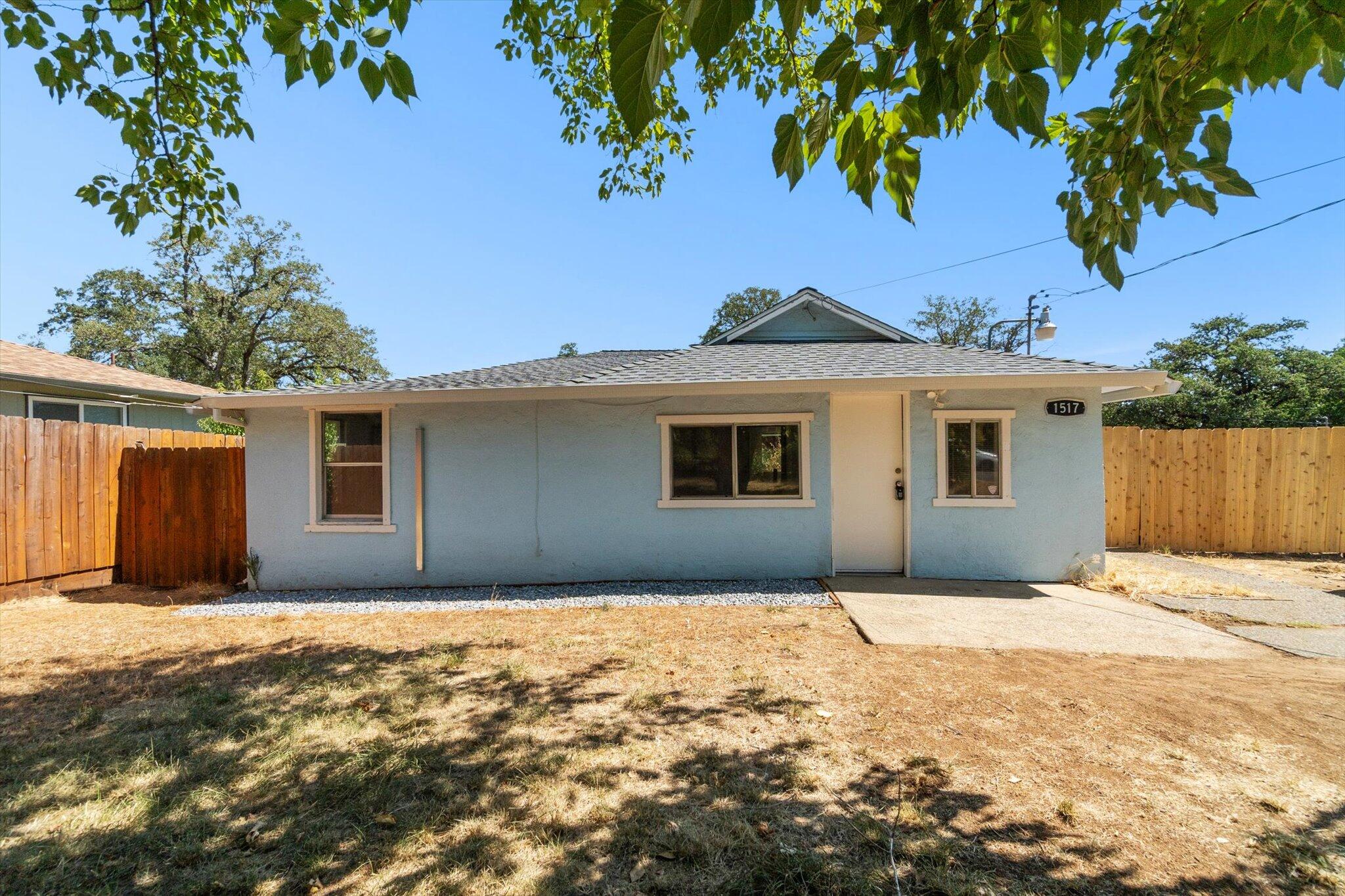 1517 Cottonwood Avenue