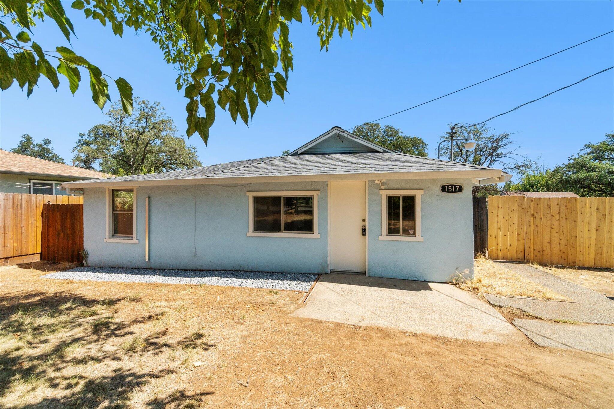 1517 Cottonwood Avenue
