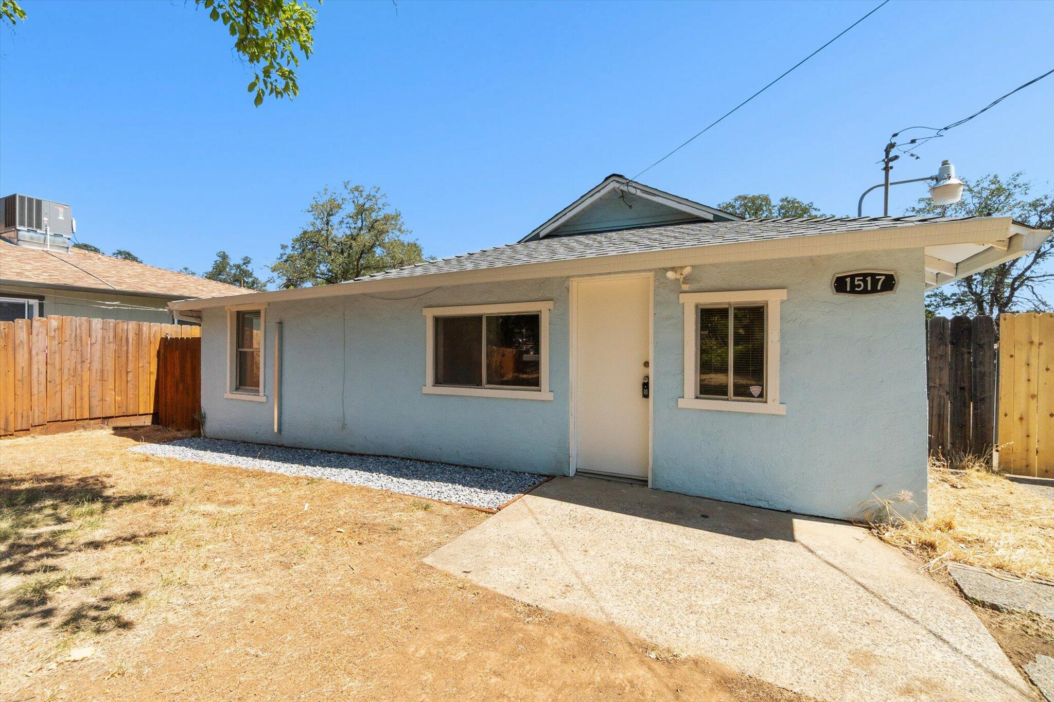 1517 Cottonwood Avenue