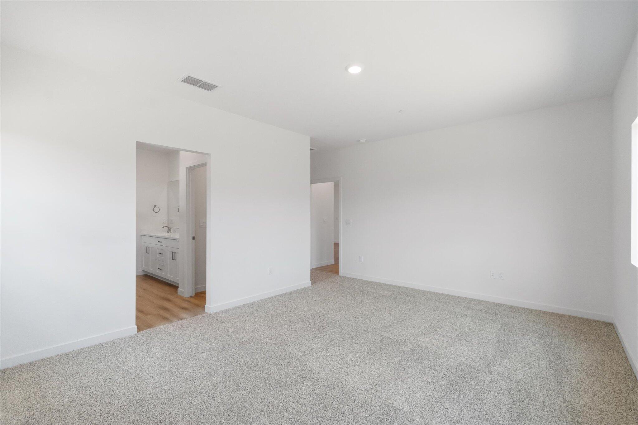 903 Katmai Place