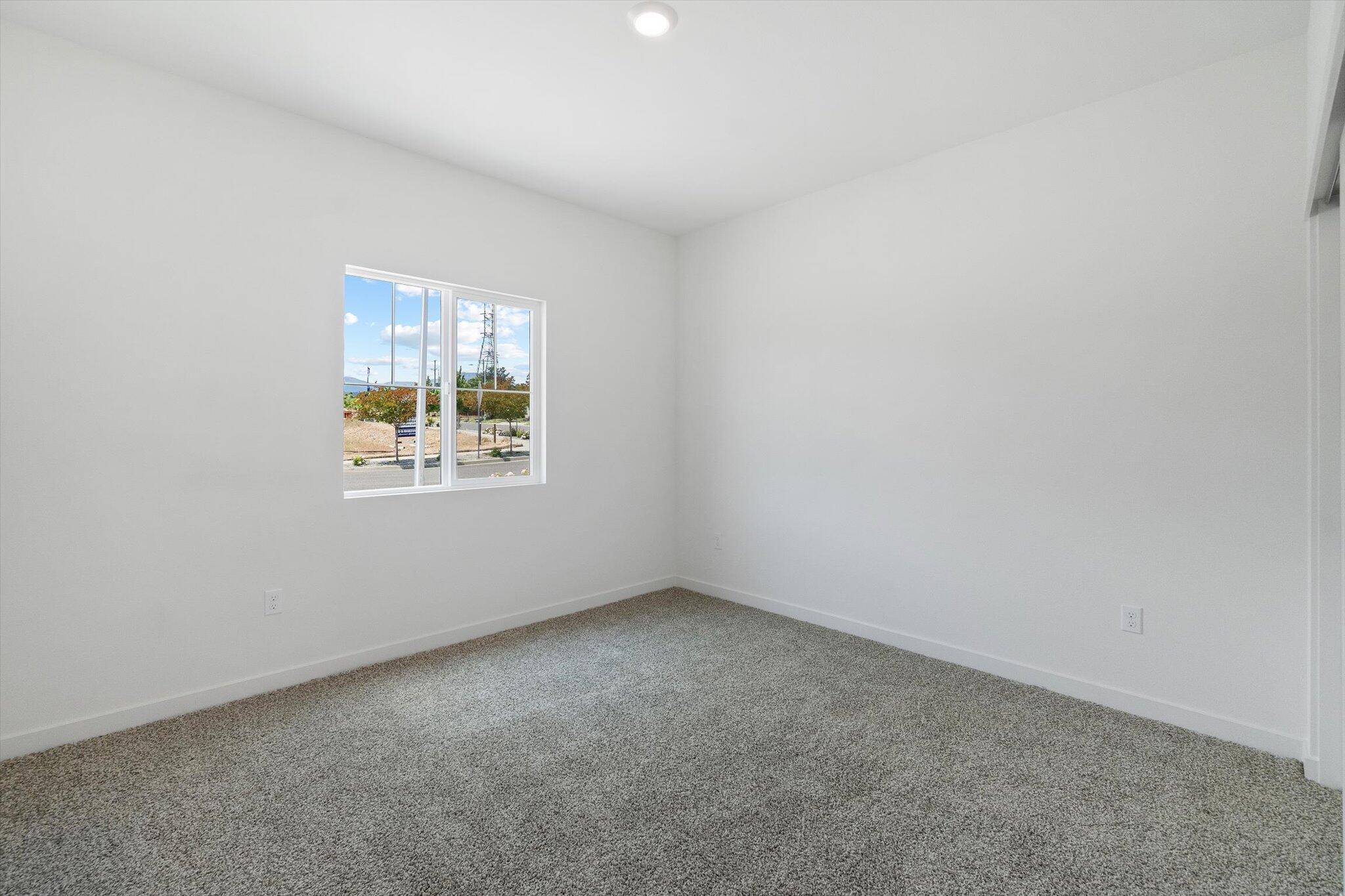 903 Katmai Place