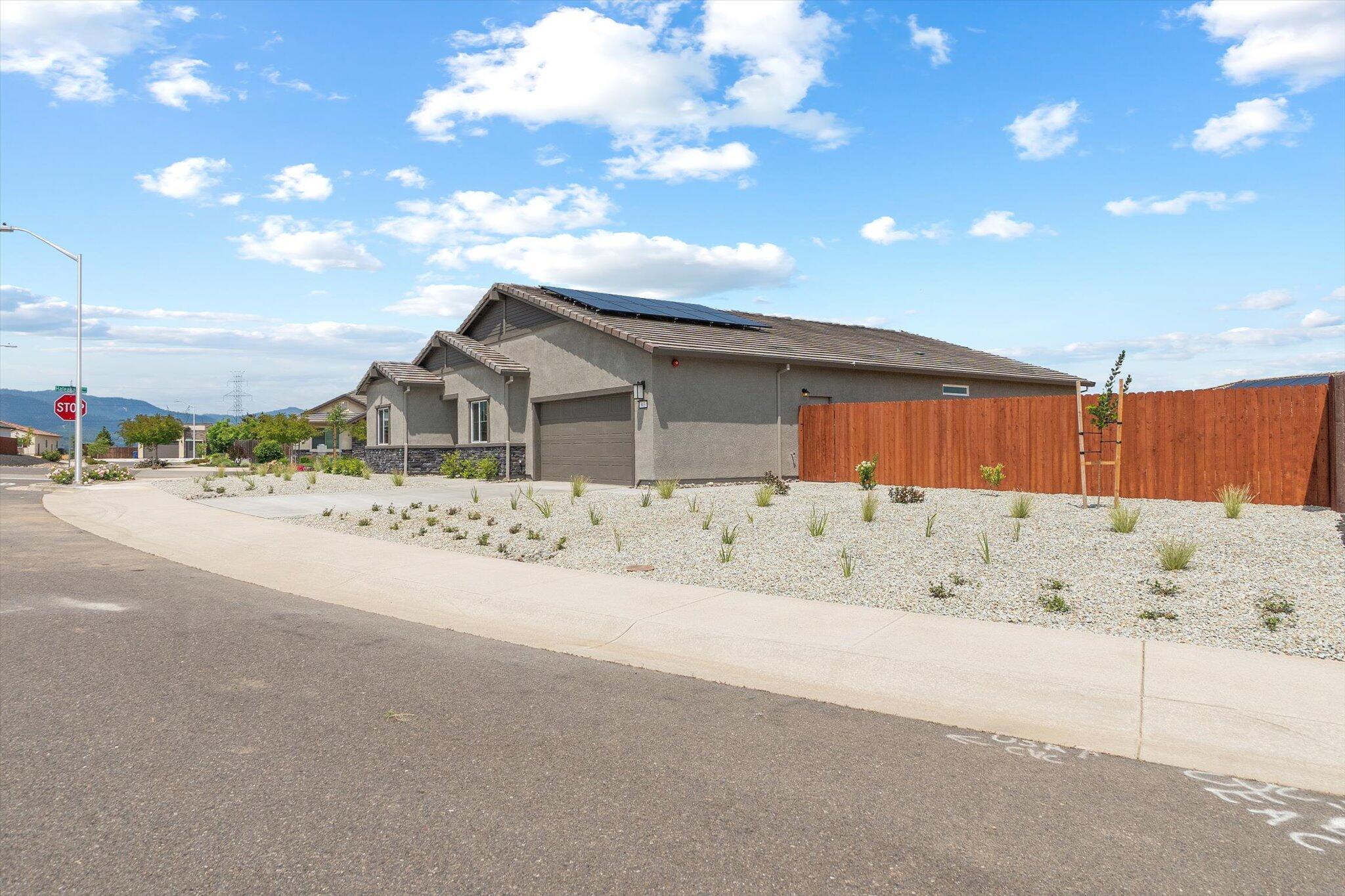 903 Katmai Place