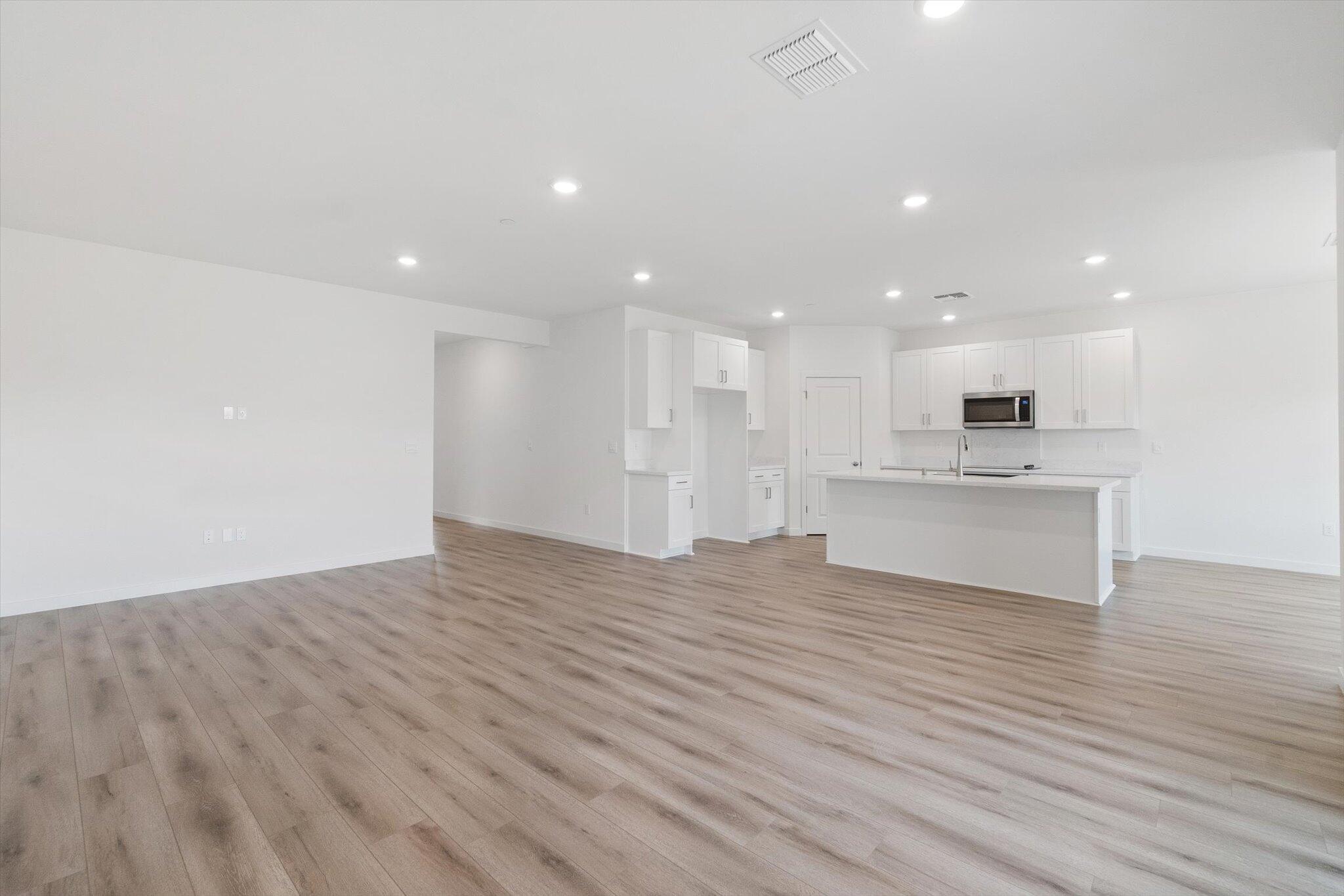 903 Katmai Place