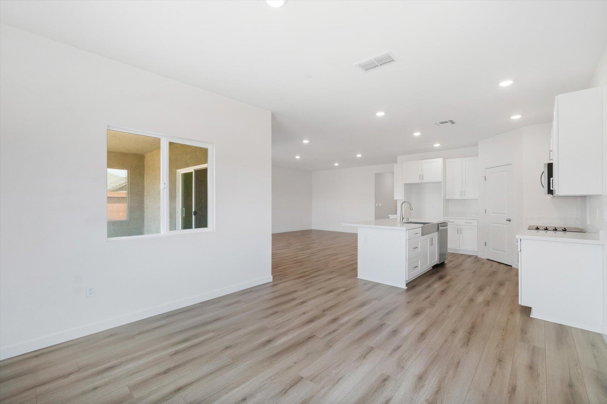 903 Katmai Place