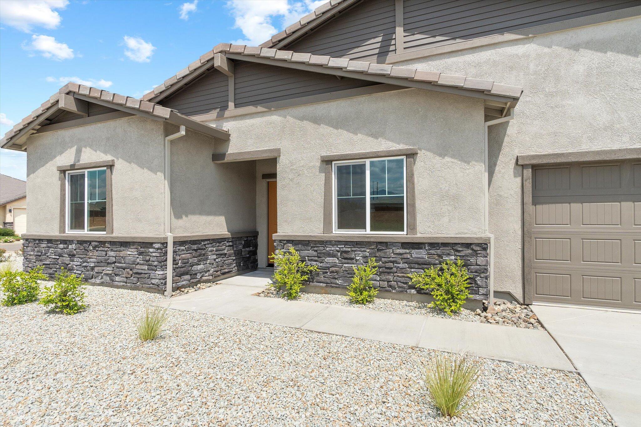 903 Katmai Place