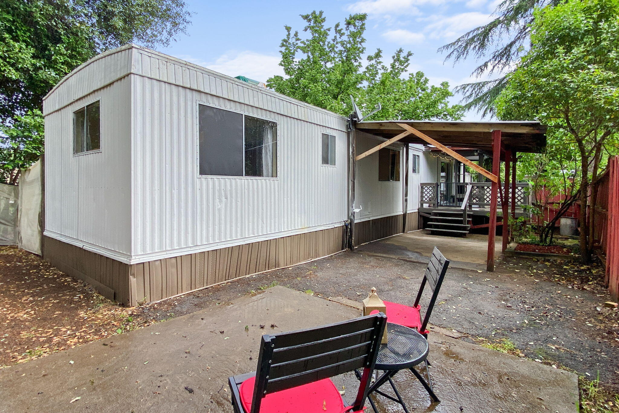 4410 Westside Road, 68