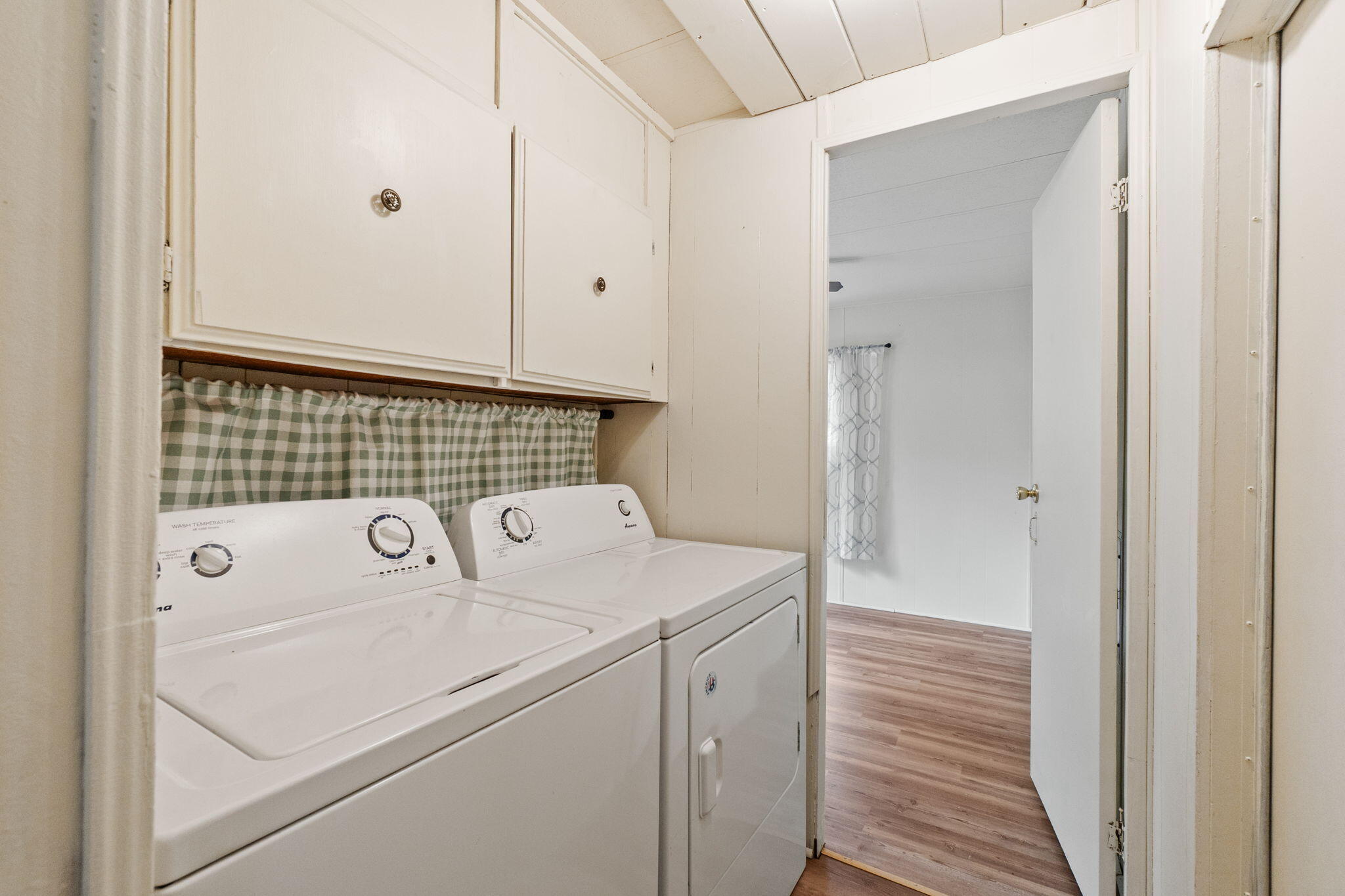 4410 Westside Road, 68